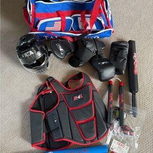 Tae Kwon Do Sparring Gear- Like New!
